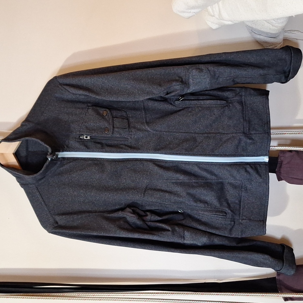 lululemon men's jacket S